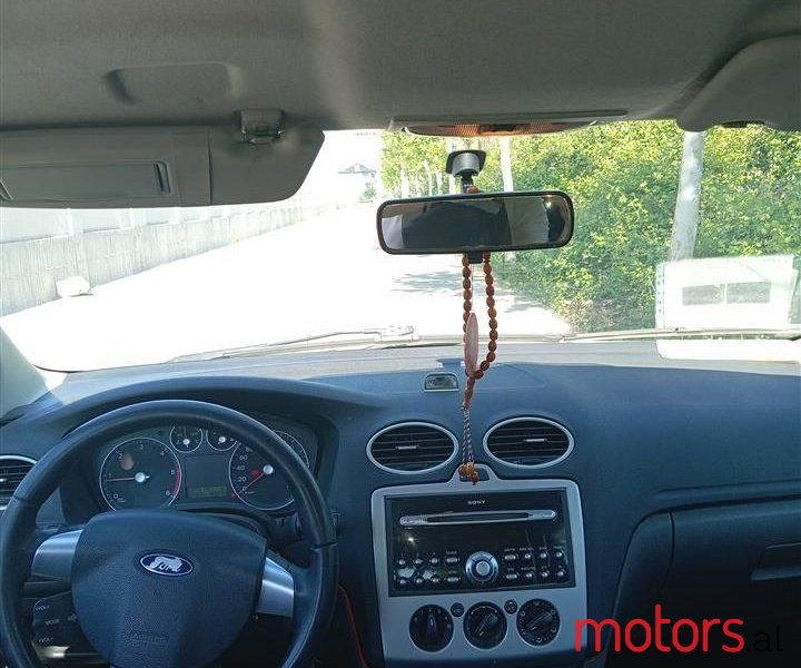 2005' Ford Focus photo #5