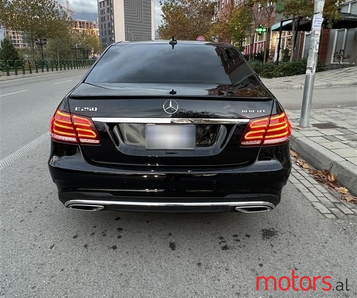 2015' Mercedes-Benz E 250 photo #2