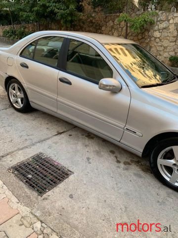 2001' Mercedes-Benz C-Class photo #3