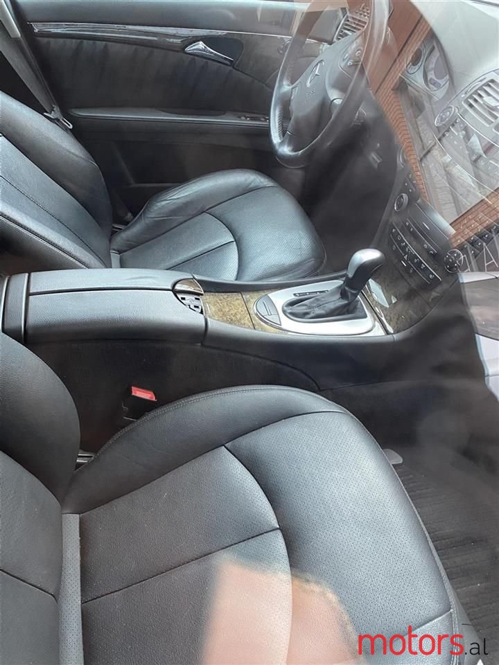 2006' Mercedes-Benz E 300 photo #6