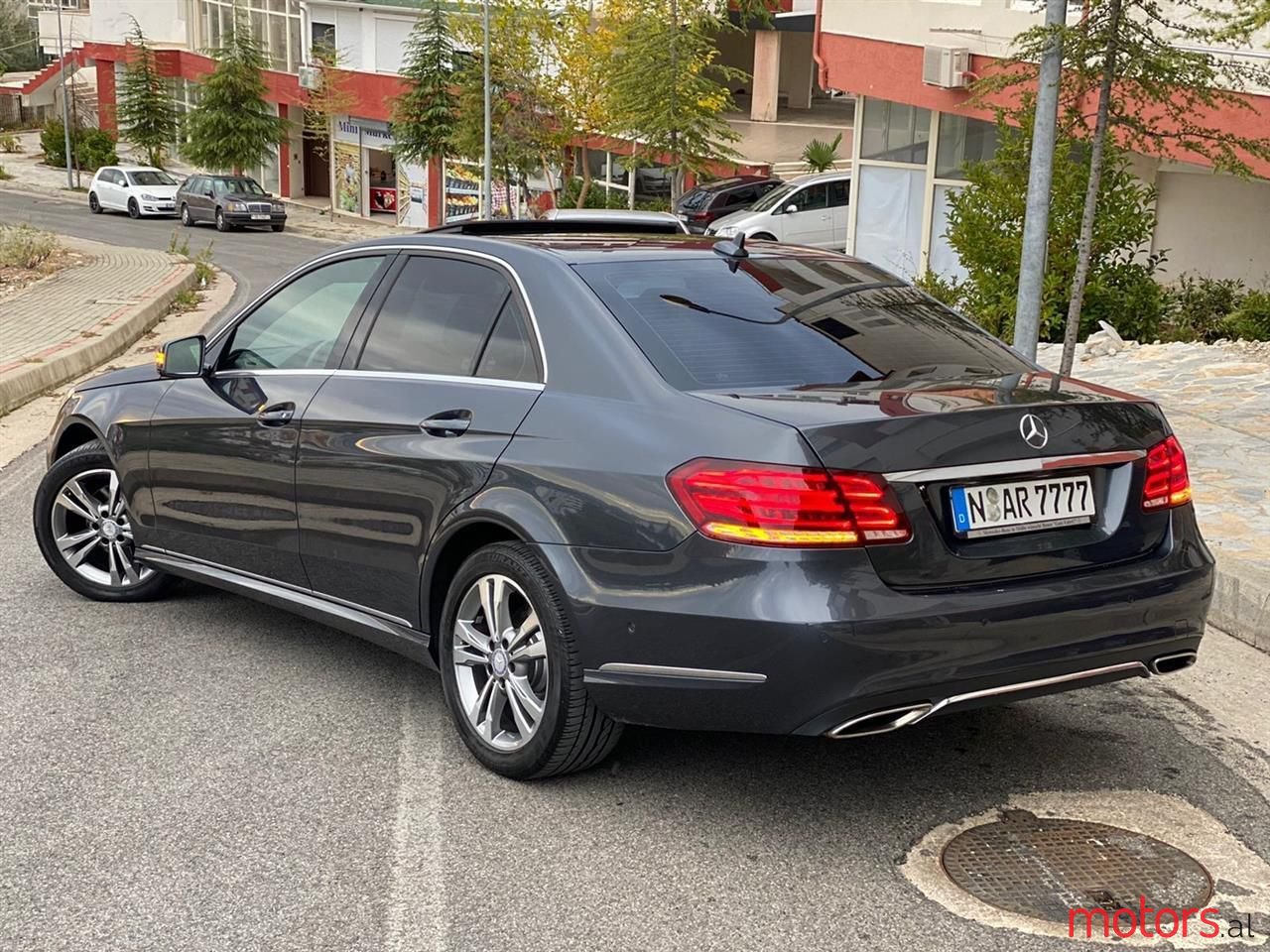 2013' Mercedes-Benz E 220 photo #4