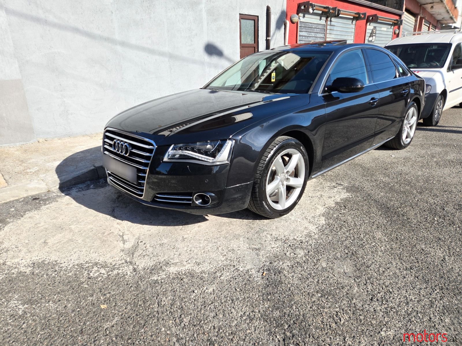 2013' Audi A8 photo #6