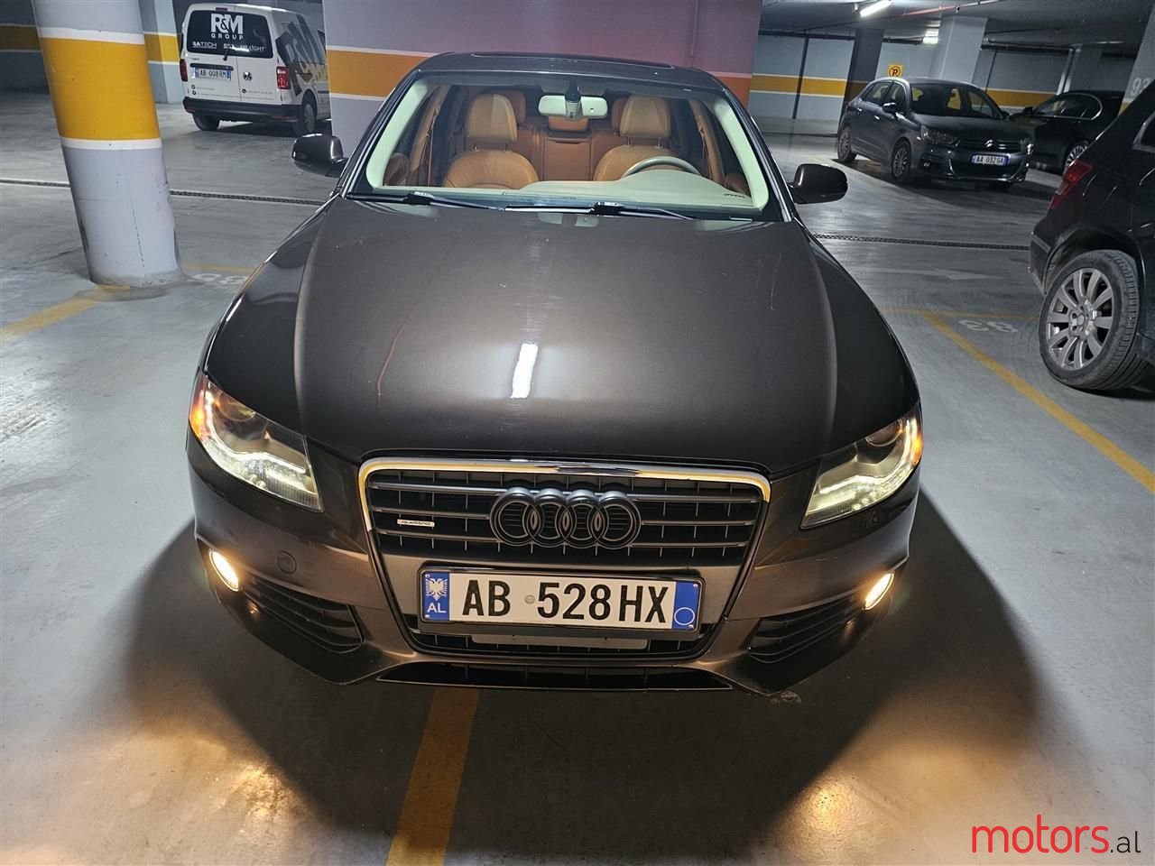 2011' Audi A4 photo #4