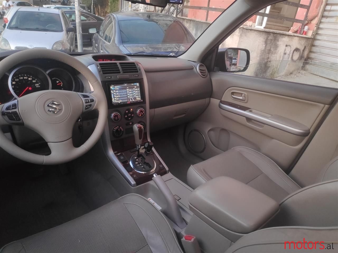 2008' Suzuki Grand Vitara photo #3