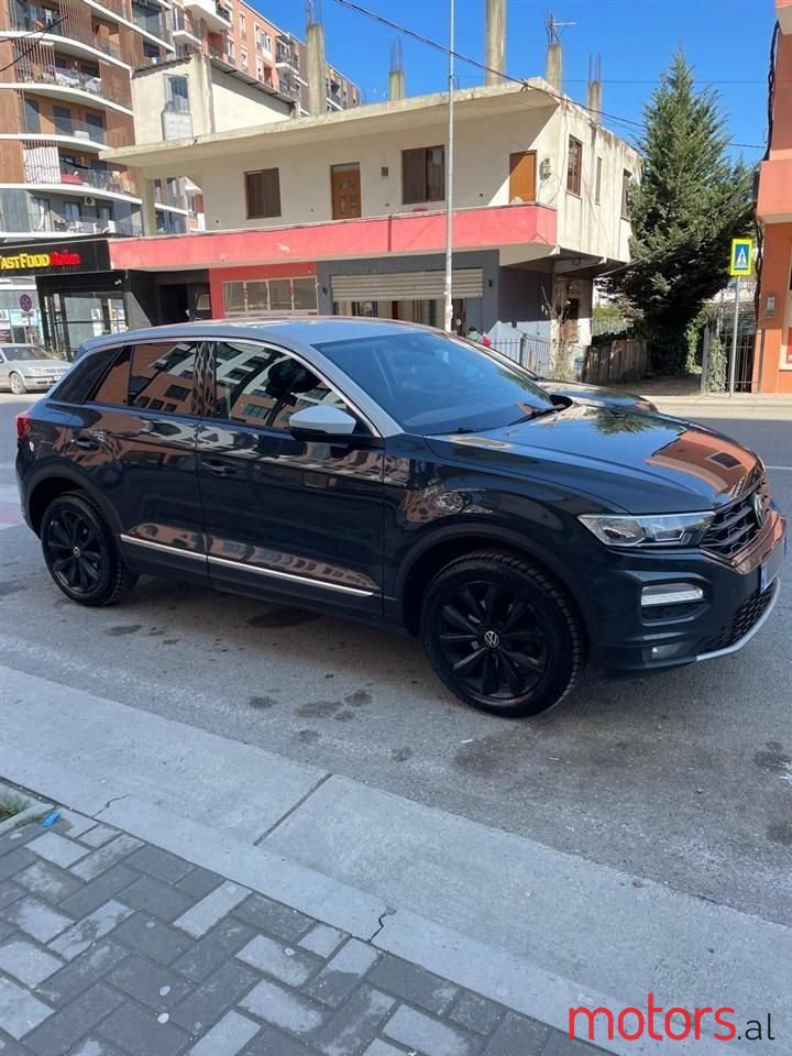 2020' Volkswagen T-Roc photo #1