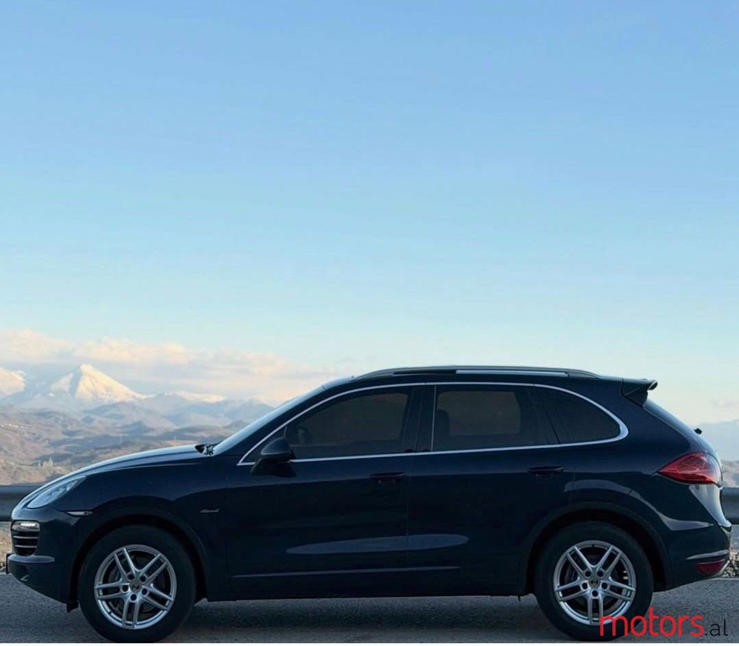 2014' Porsche Cayenne photo #4
