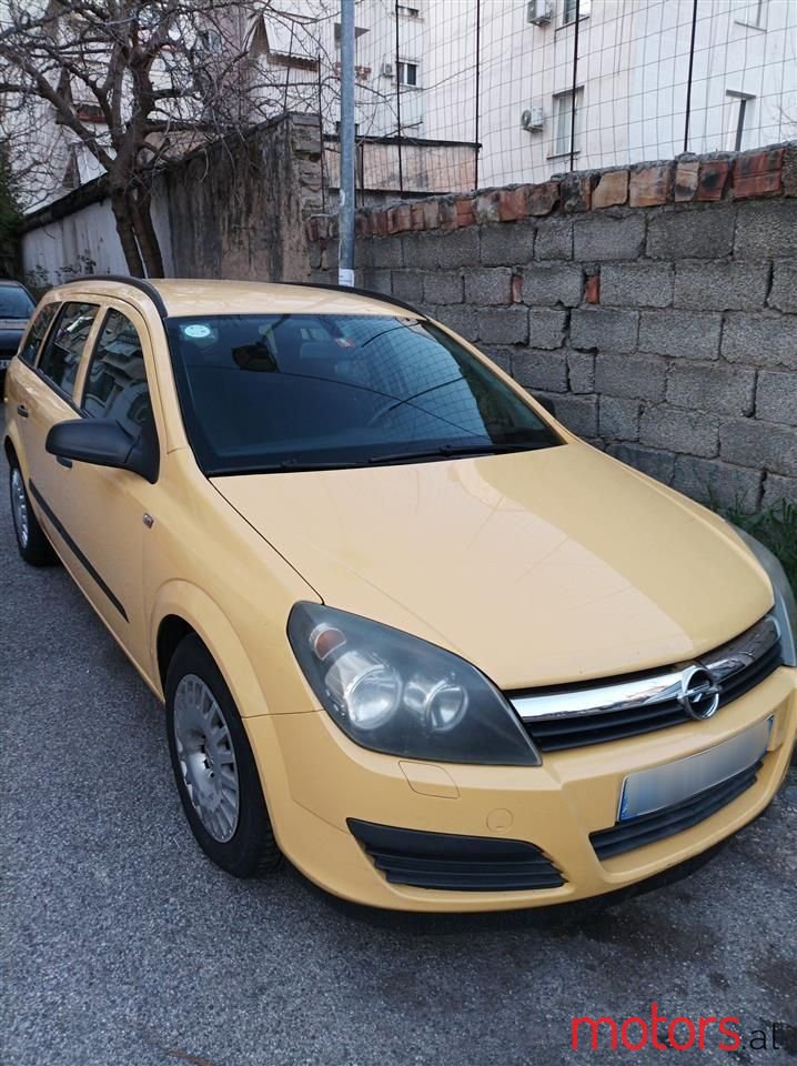 2006' Opel Astra photo #3
