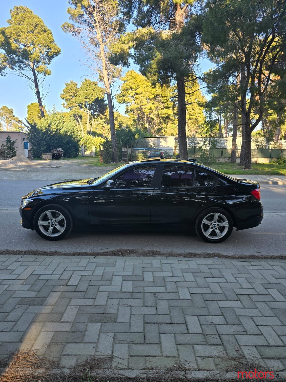 2012' BMW 3 Series photo #6