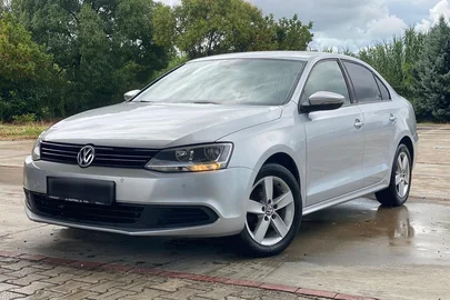 2011' Volkswagen Golf