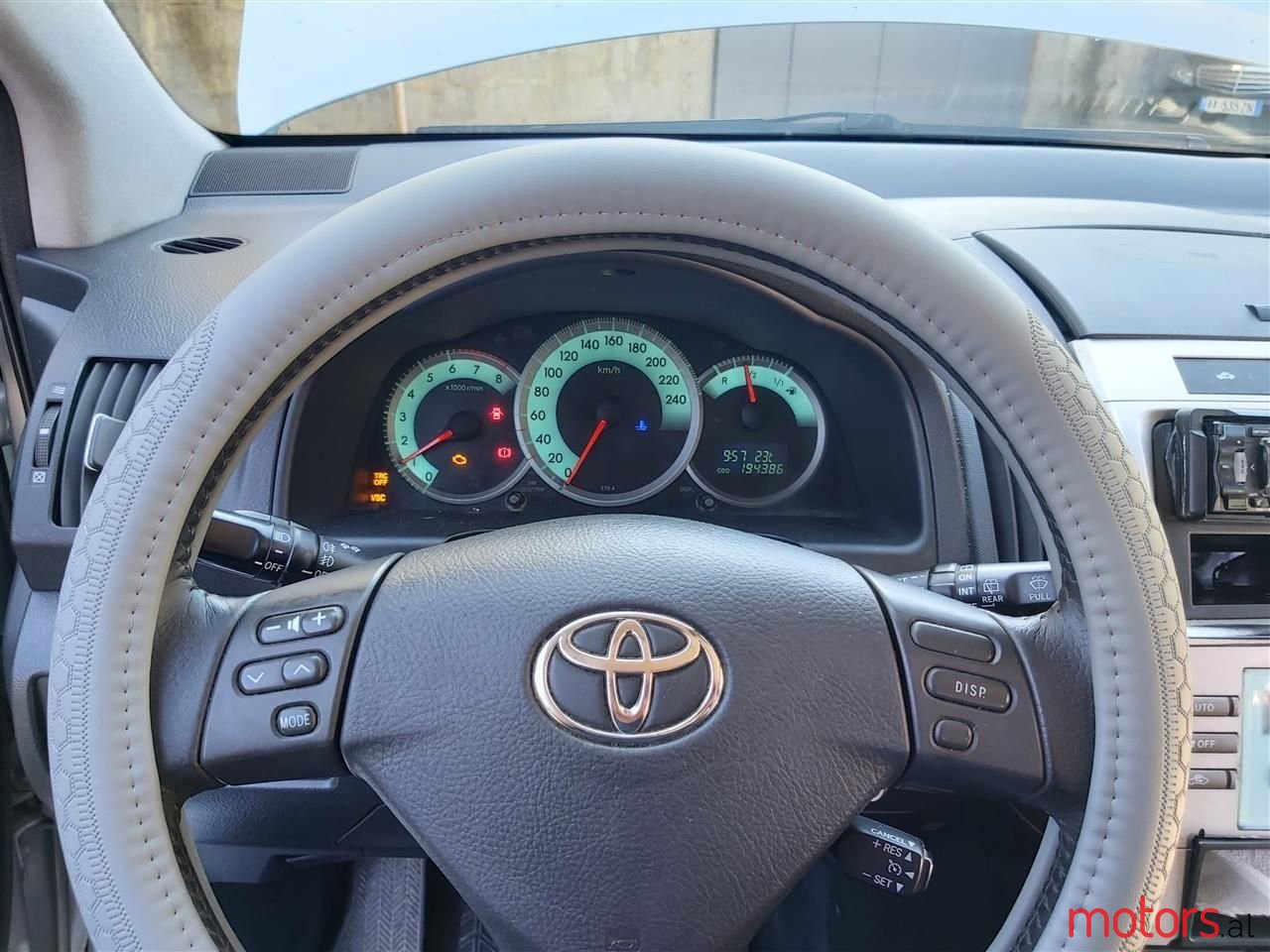 2007' Toyota Corolla Verso photo #5