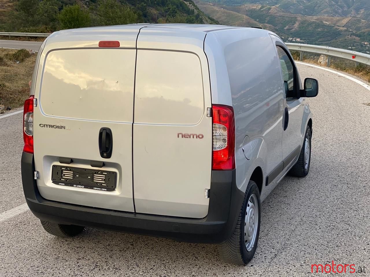 2011' Citroen Nemo photo #2
