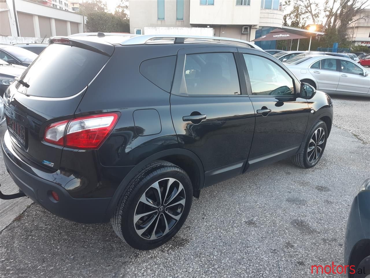 2011' Nissan Qashqai photo #4