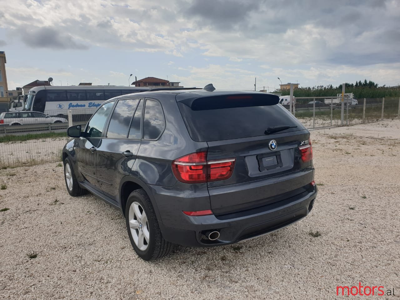 2010' BMW X5 photo #2