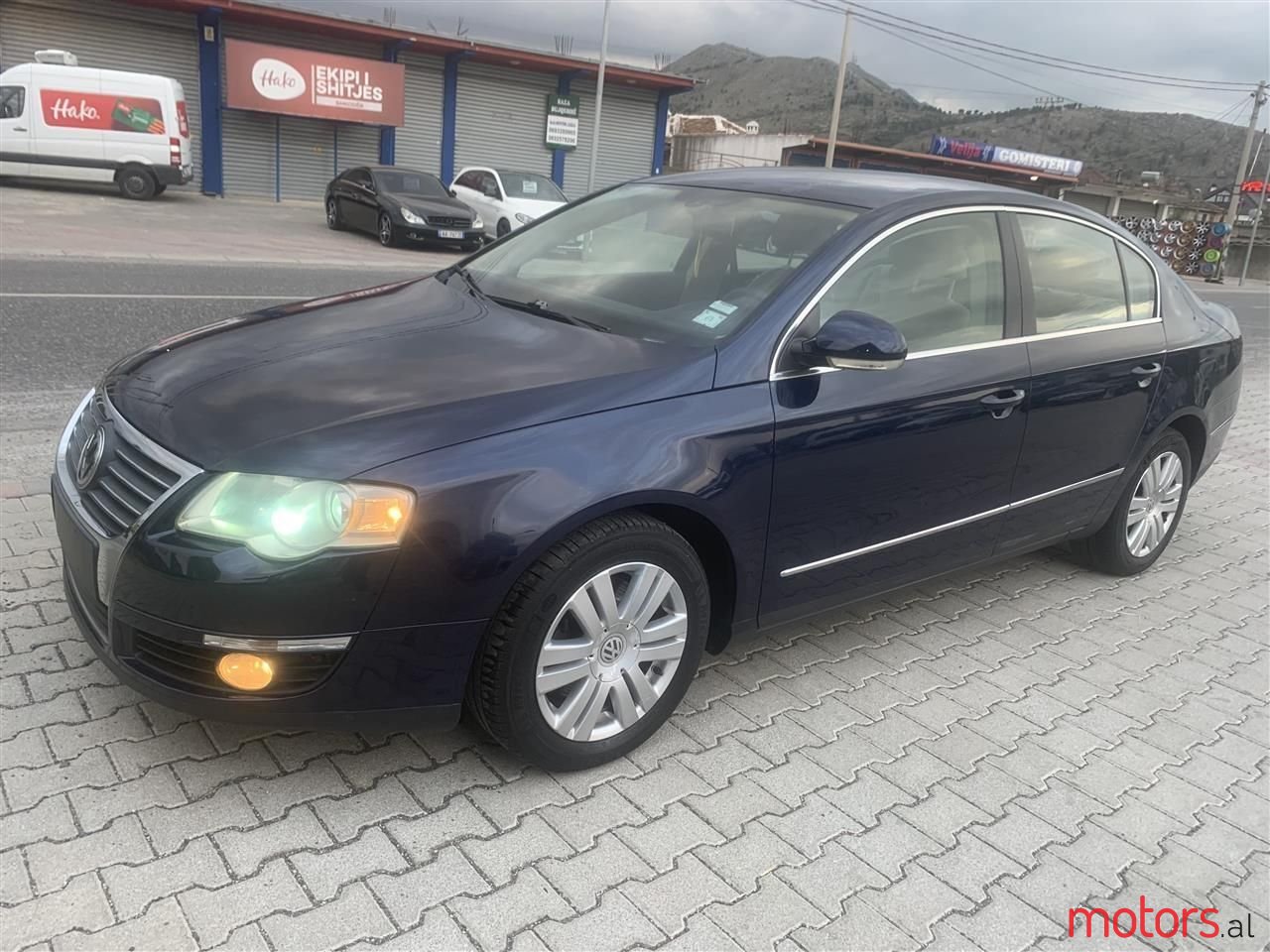 2007' Volkswagen Passat photo #1