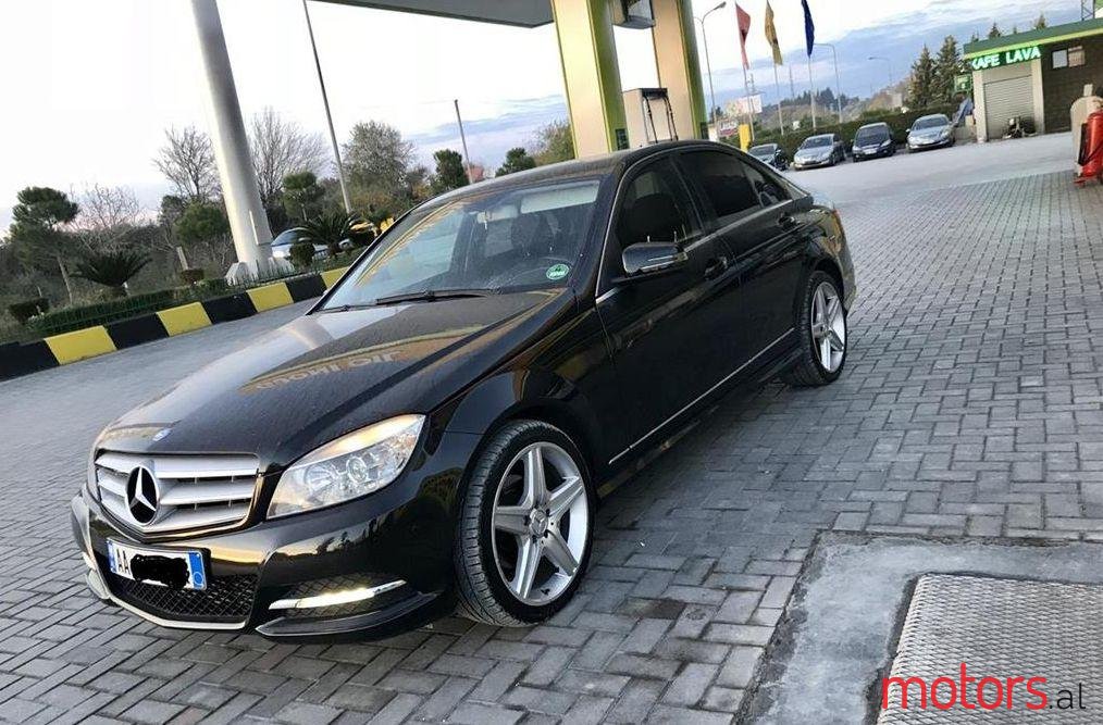 2009' Mercedes-Benz C 220 photo #1