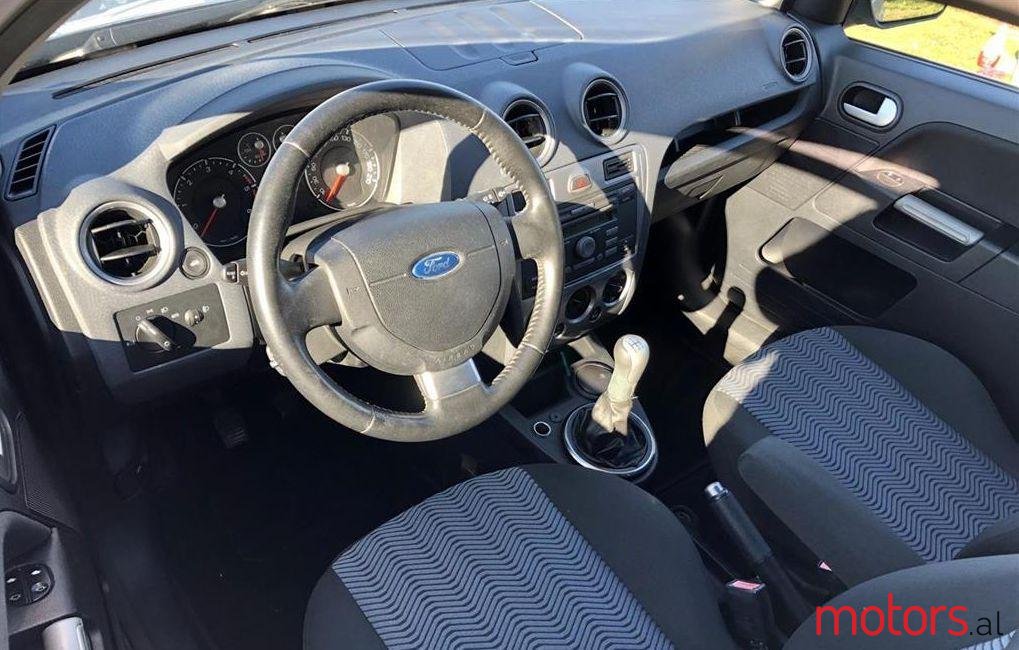 2007' Ford Fusion photo #2