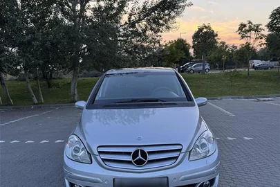 2007' Mercedes-Benz B 200