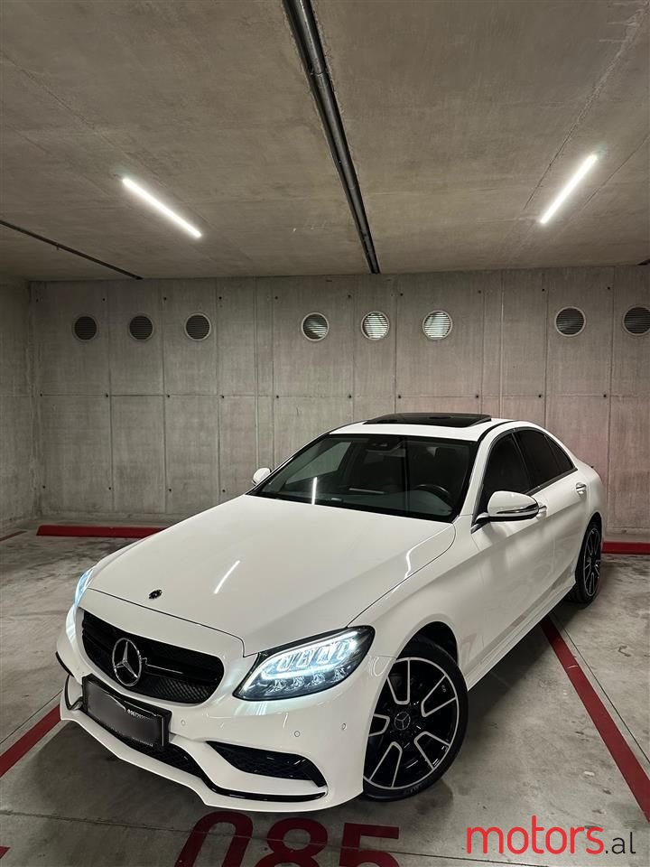 2020' Mercedes-Benz C 220 photo #1