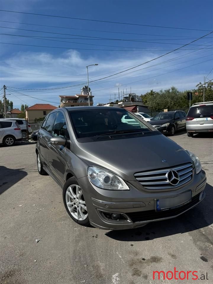 2008' Mercedes-Benz B 200 photo #1