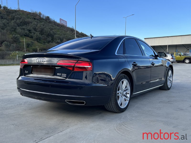 2015' Audi A8 photo #3