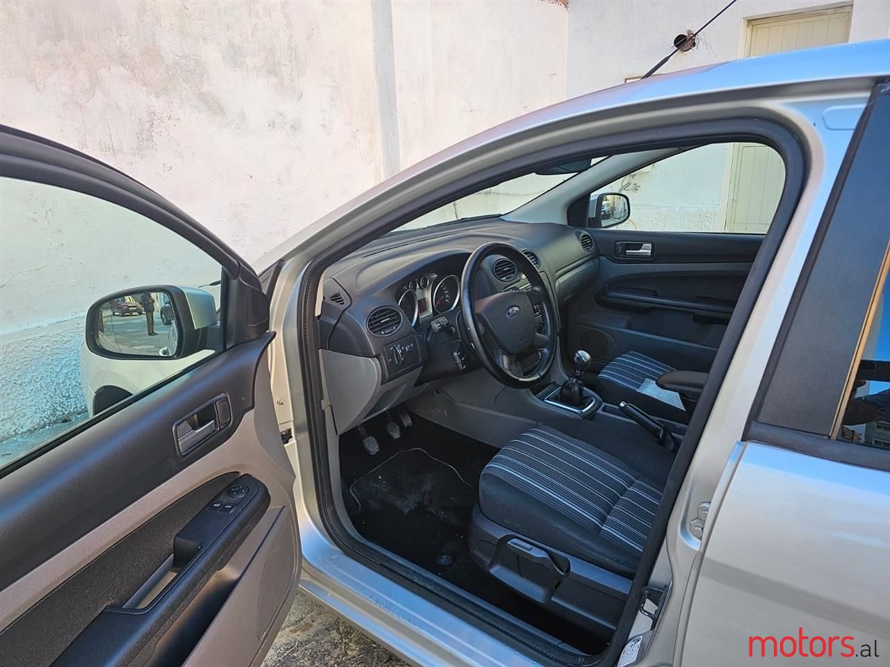 2009' Ford Focus photo #6