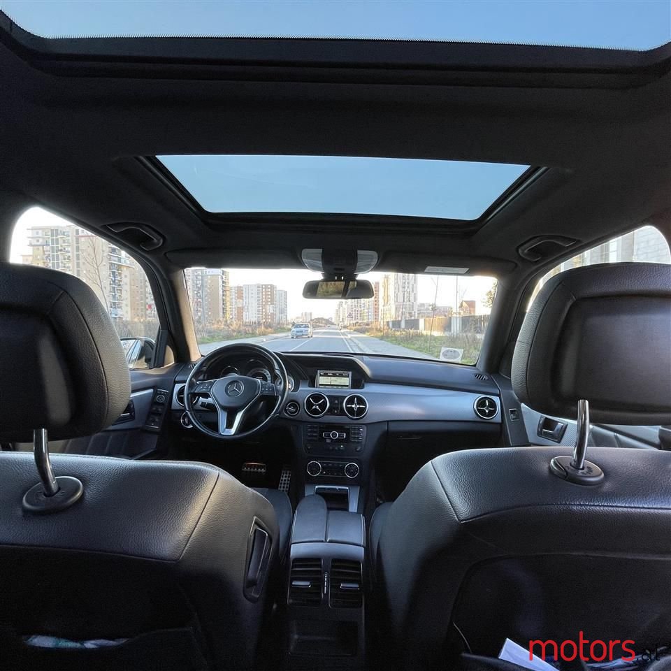 2014' Mercedes-Benz E 220 photo #1