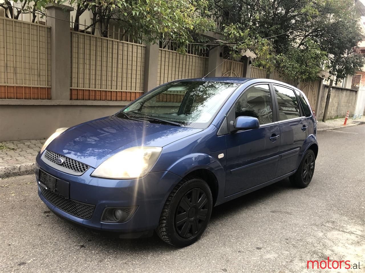 2008' Ford Fiesta photo #1