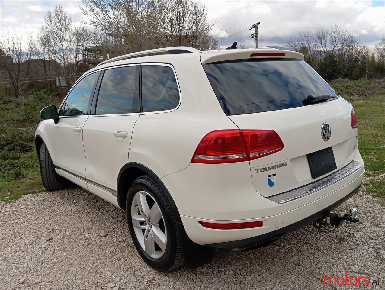 2012' Volkswagen Touareg photo #4