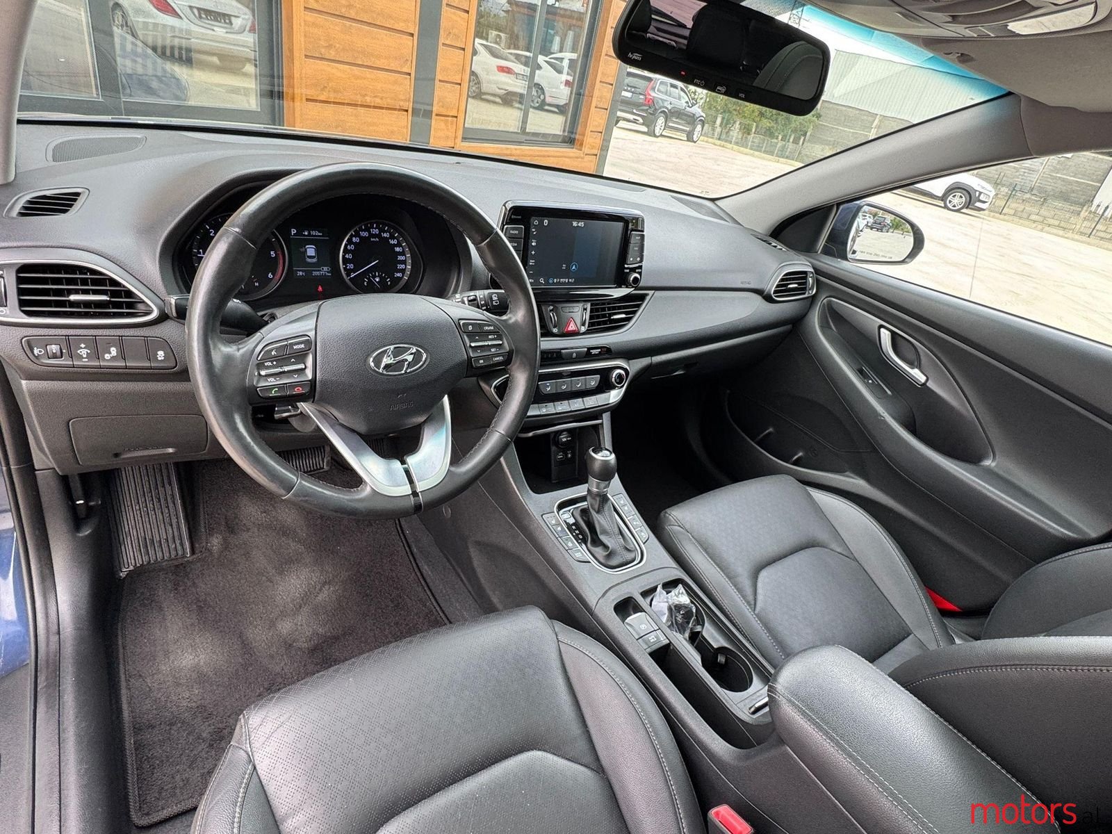2017' Hyundai i30 photo #5