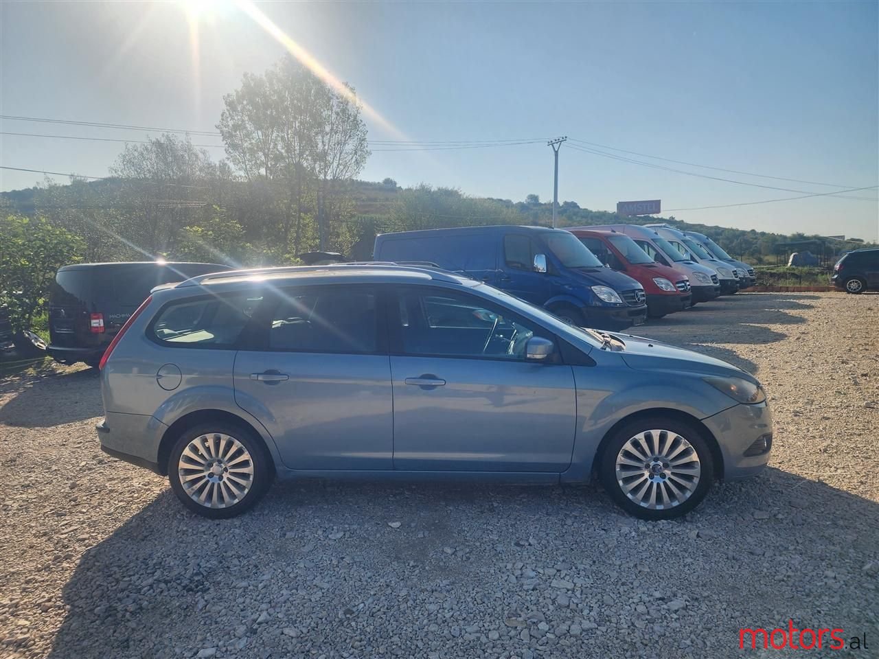 2009' Ford Focus photo #3