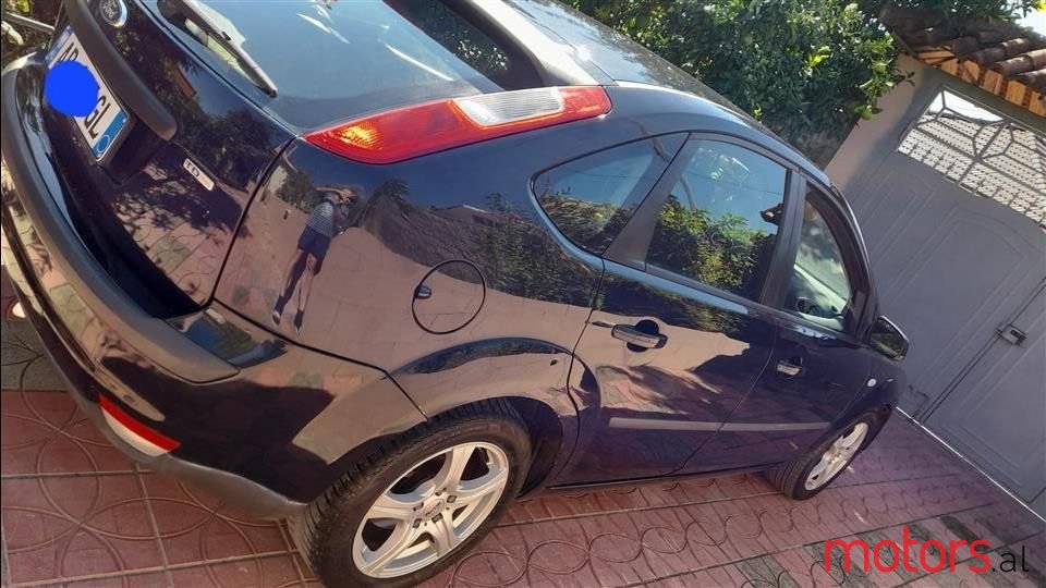 2006' Ford Focus photo #2