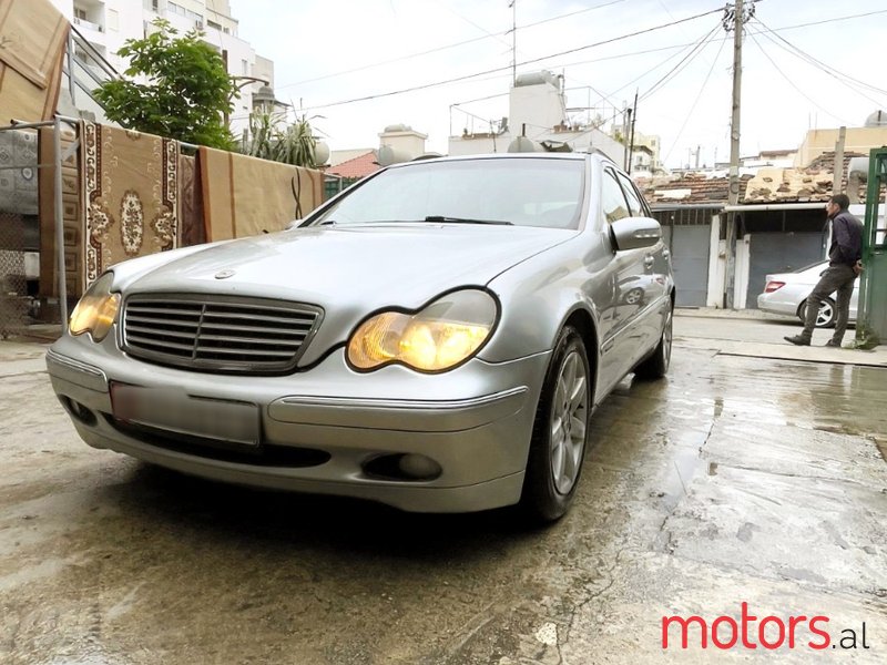 2001' Mercedes-Benz 270 photo #6