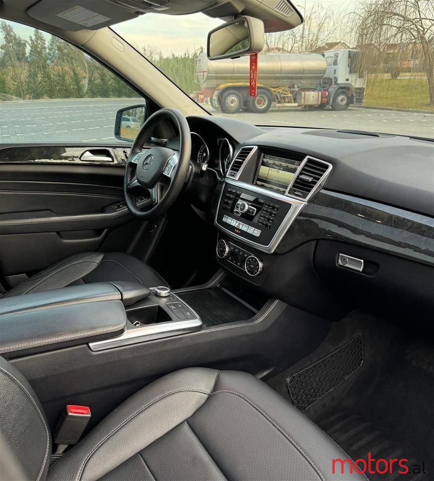 2014' Mercedes-Benz ML 350 photo #2