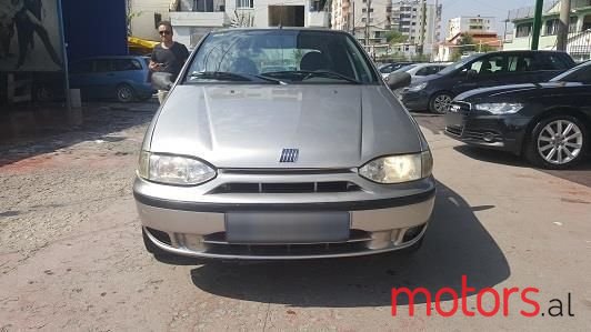 2002' Fiat Palio photo #1