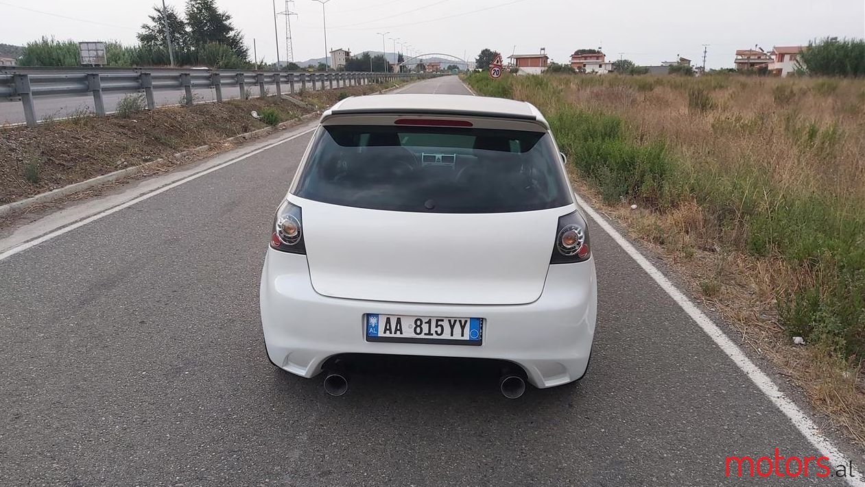 2007' Volkswagen Golf photo #3