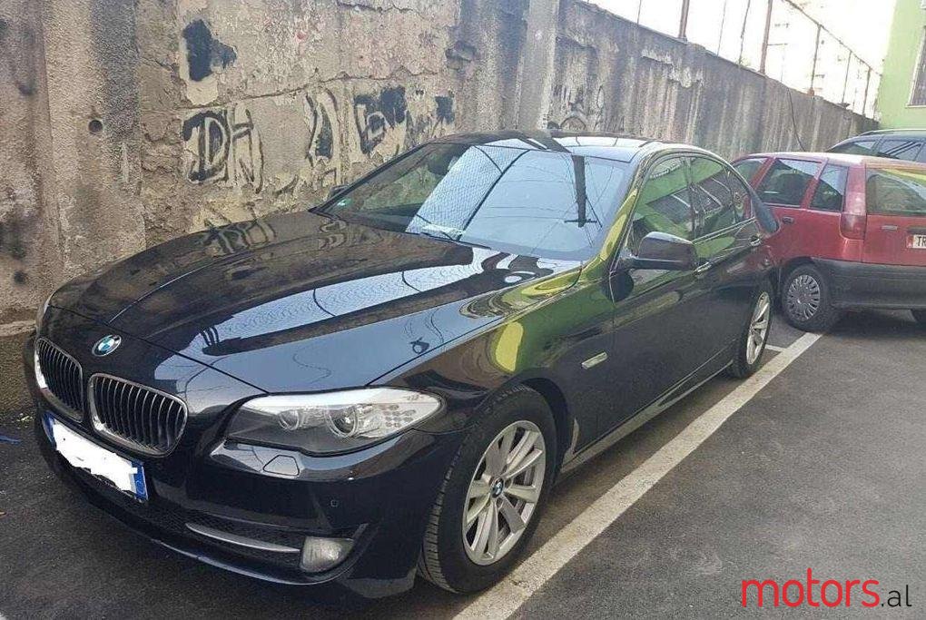 2010' BMW 530 photo #1