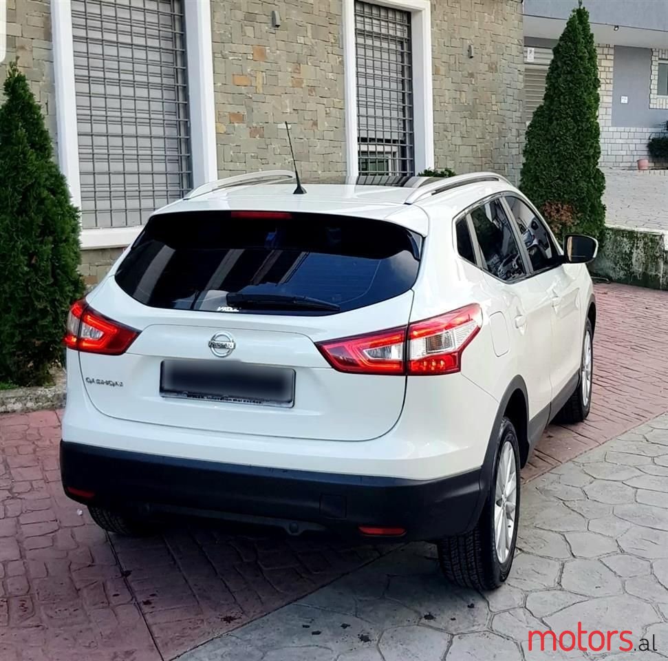 2015' Nissan Qashqai photo #2