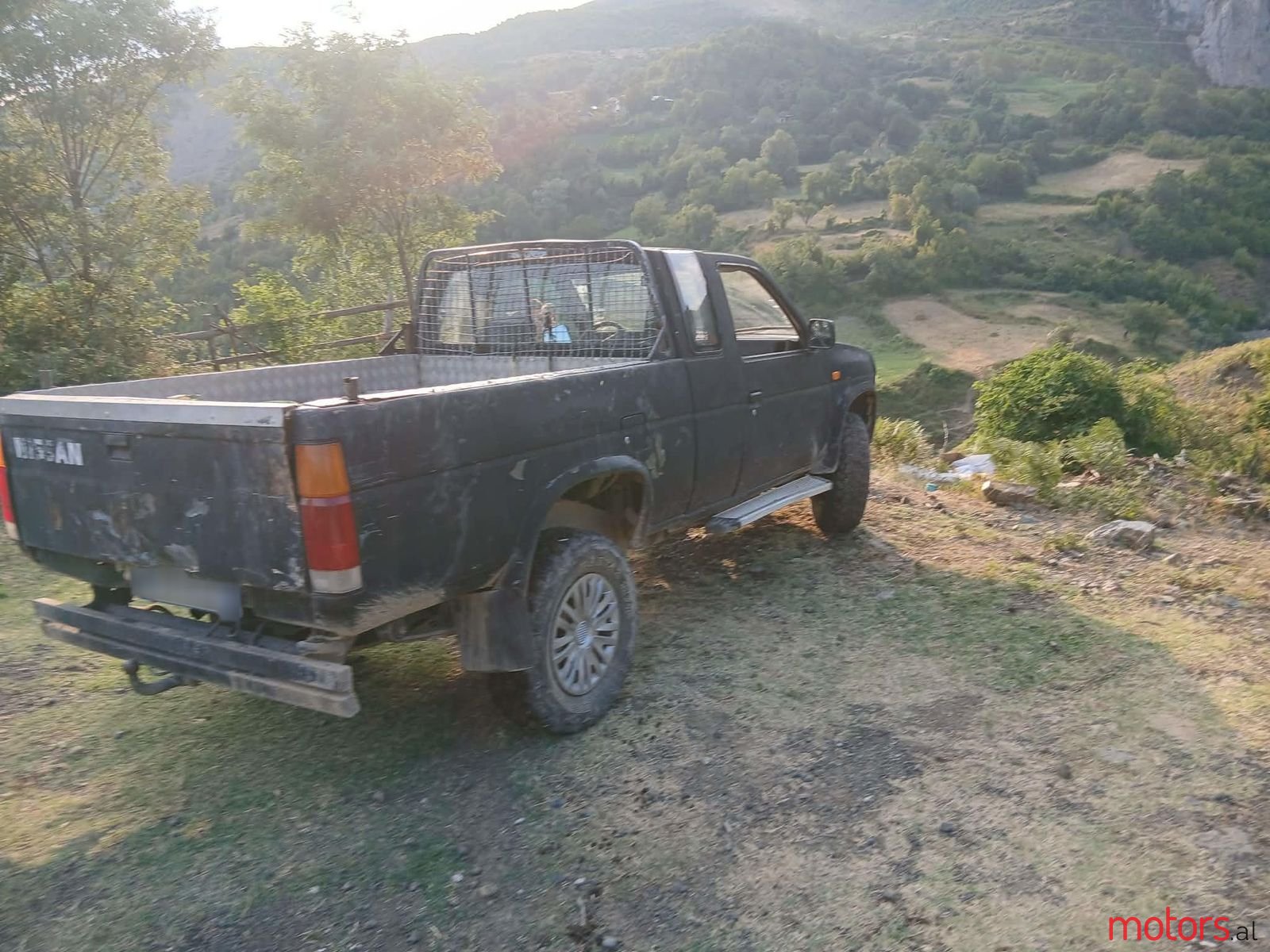 1994' Nissan King Cab photo #5