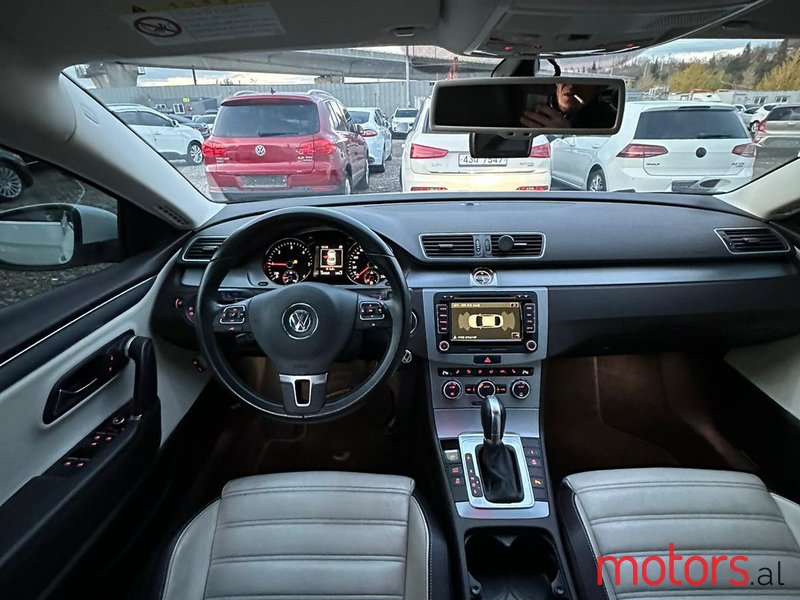 2015' Volkswagen CC photo #7