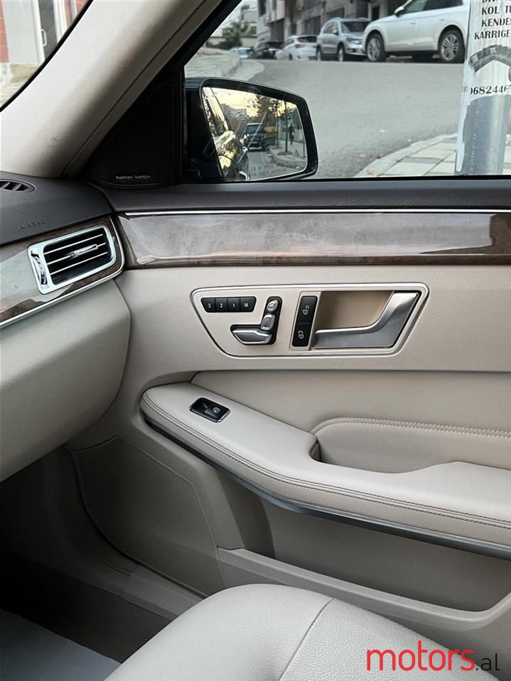 2015' Mercedes-Benz E 250 photo #6