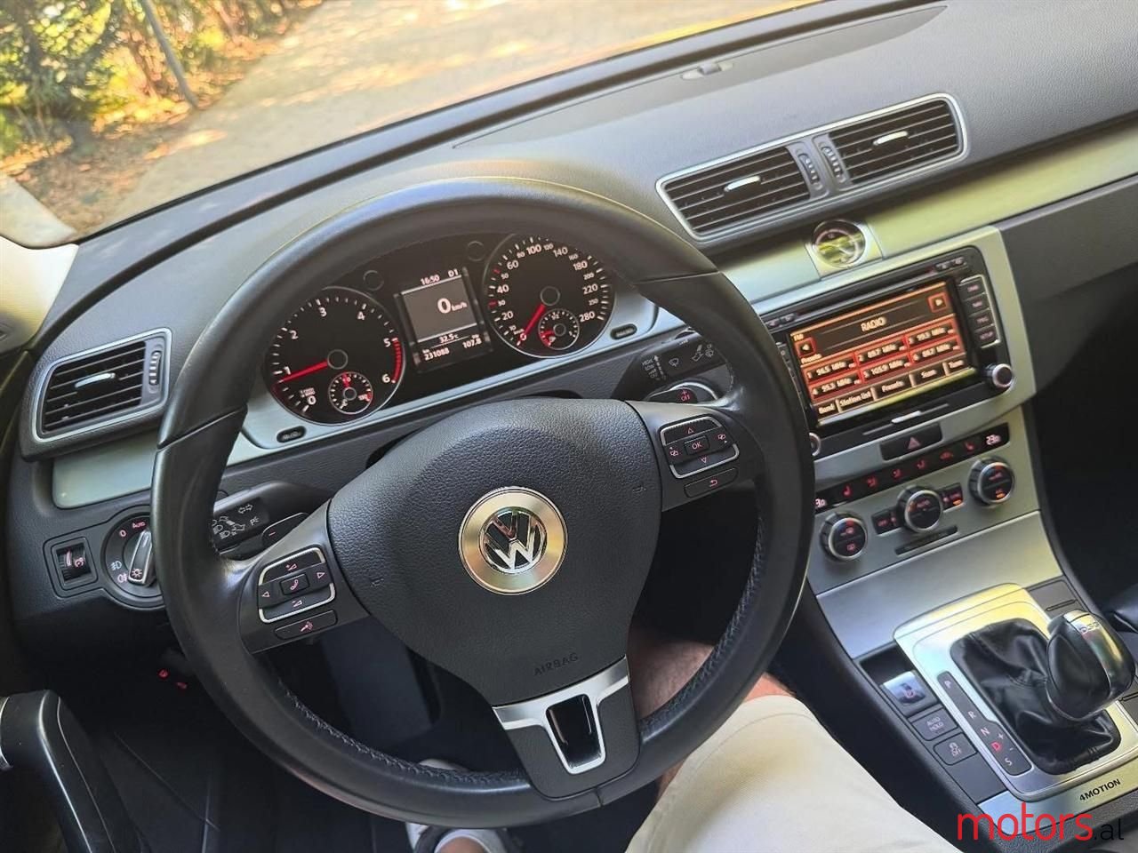 2014' Volkswagen photo #3