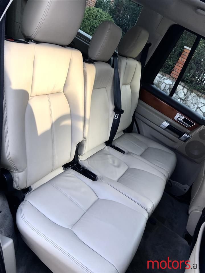 2011' Land Rover Discovery photo #2