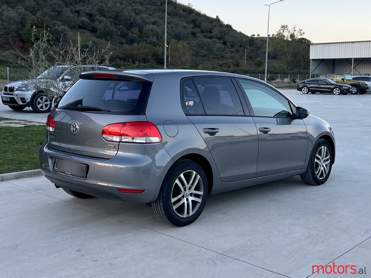 2012' Volkswagen Golf photo #3