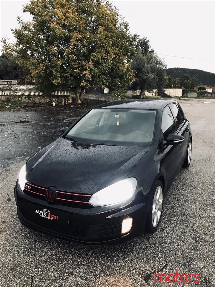 2010' Volkswagen Golf photo #4