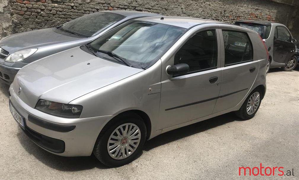 2001' Fiat Punto photo #1