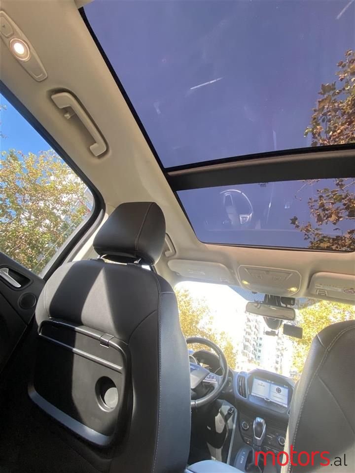 2017' Ford Kuga photo #5