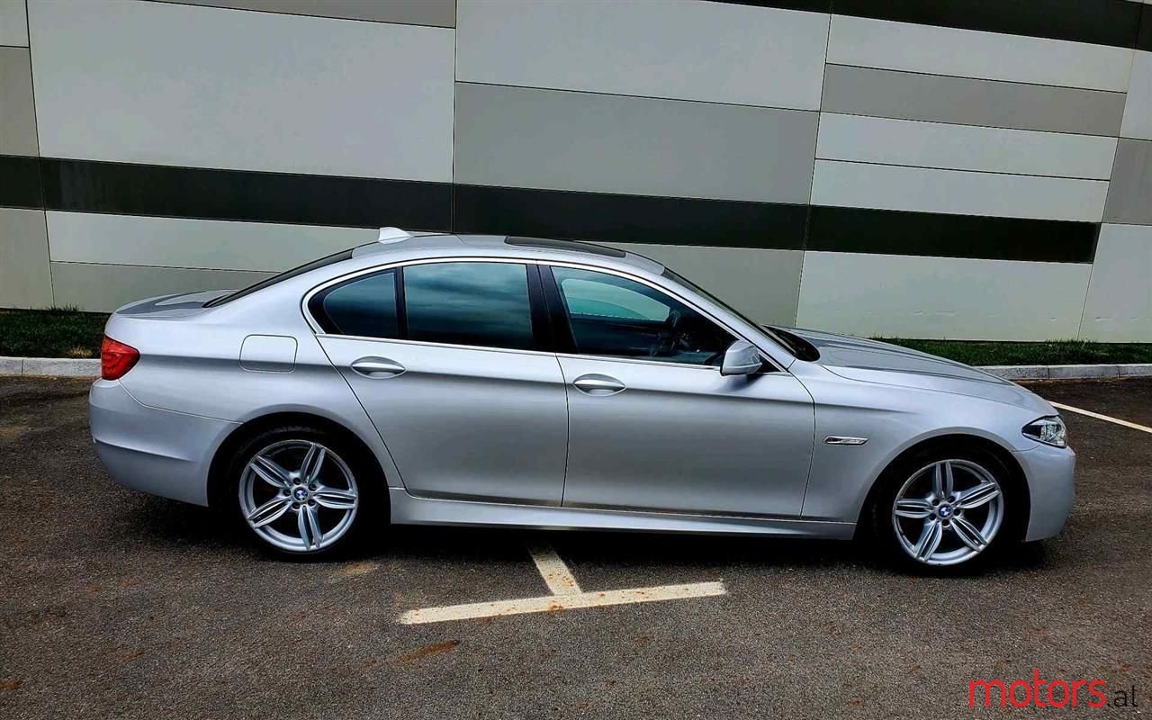 2010' BMW 528 photo #4