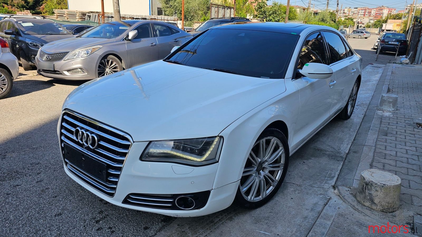 2013' Audi A8 photo #4