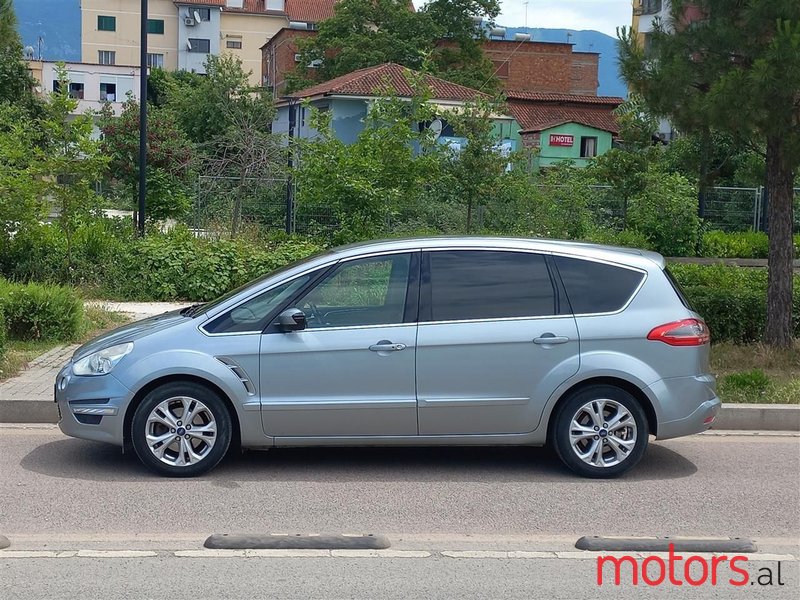 2013' Ford S-Max photo #4