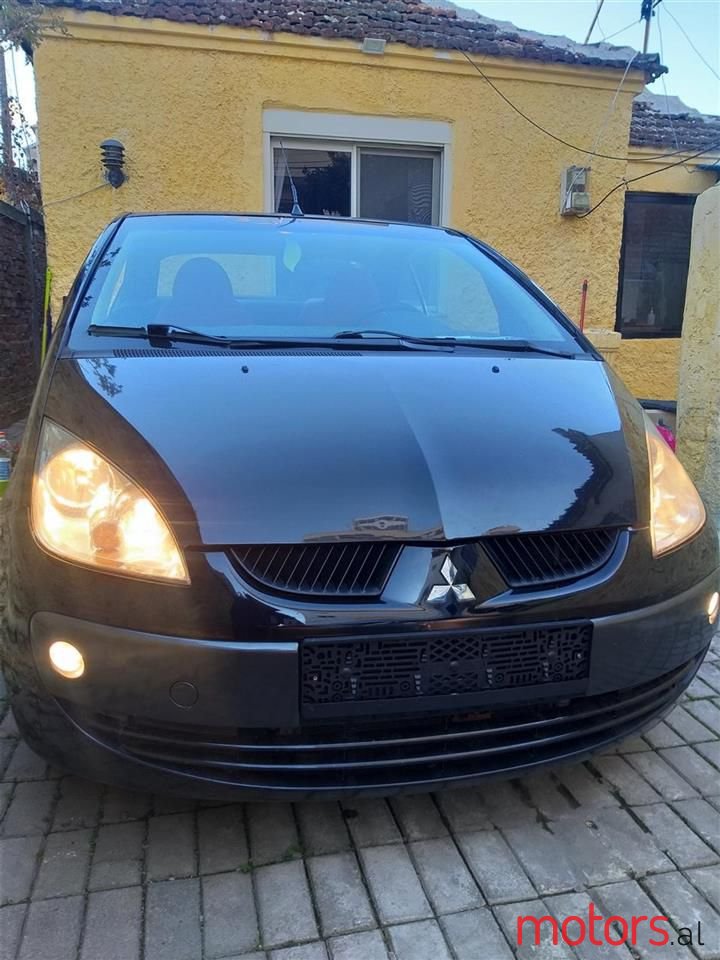 2008' Mitsubishi Colt photo #4